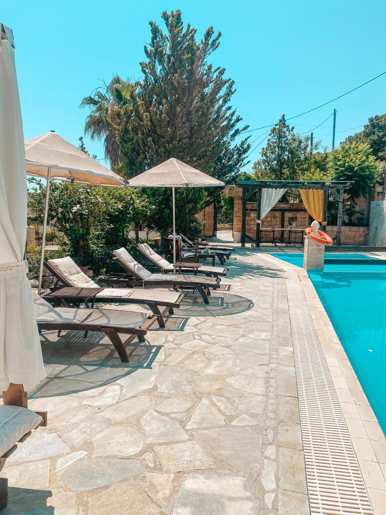 Theonia Villas Pefki Exterior foto